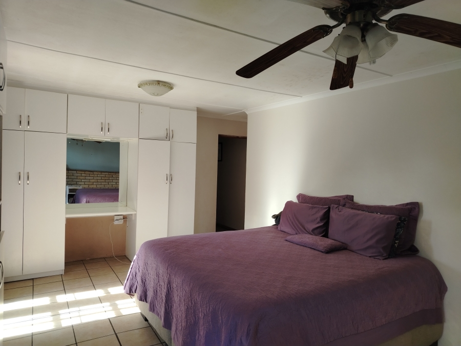 4 Bedroom Property for Sale in Amalinda Eastern Cape